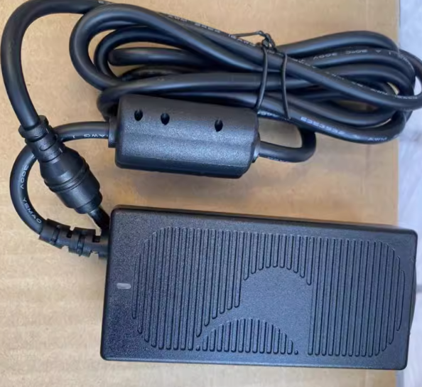 *Brand NEW*Genuine GlobTek RR9LE2500LCPYIMH(RVB) 12V 2.5A AC DC Adapter Power Supply