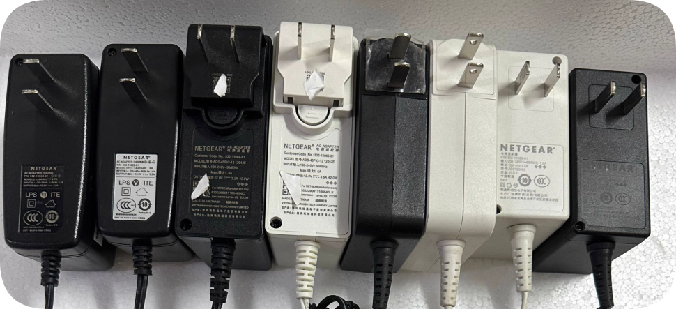 *Brand NEW*Original NETGEAR 12V3.5A power supply 2ABN042F white adapter router switch di