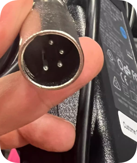 *Brand NEW* 42.0V2.0A84W 36V42V Decathlon Electric Vehicle 42V2A Large 4-pin DZL(M)3710A