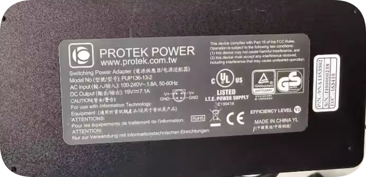 *Brand NEW*19V 7.1A 4-pin PROTEK Power PUP136-13-2 power adapter for PMS Lasair III5100