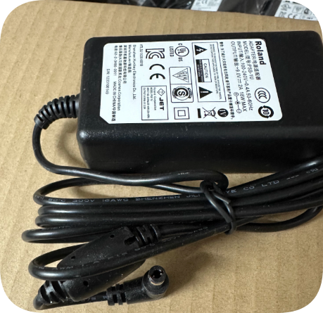 *Brand NEW*Original 9V-2A Roland digital piano EP-9/FP-4/F-20/RD-64/300NX PSB-1U power a